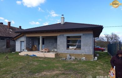 Príbovce -rodinný dom /Bungalov/ Hrubá stavba
